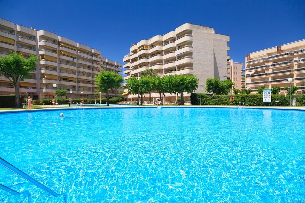 Uhc Rhin-Danubio Apartments Салоу Екстер'єр фото